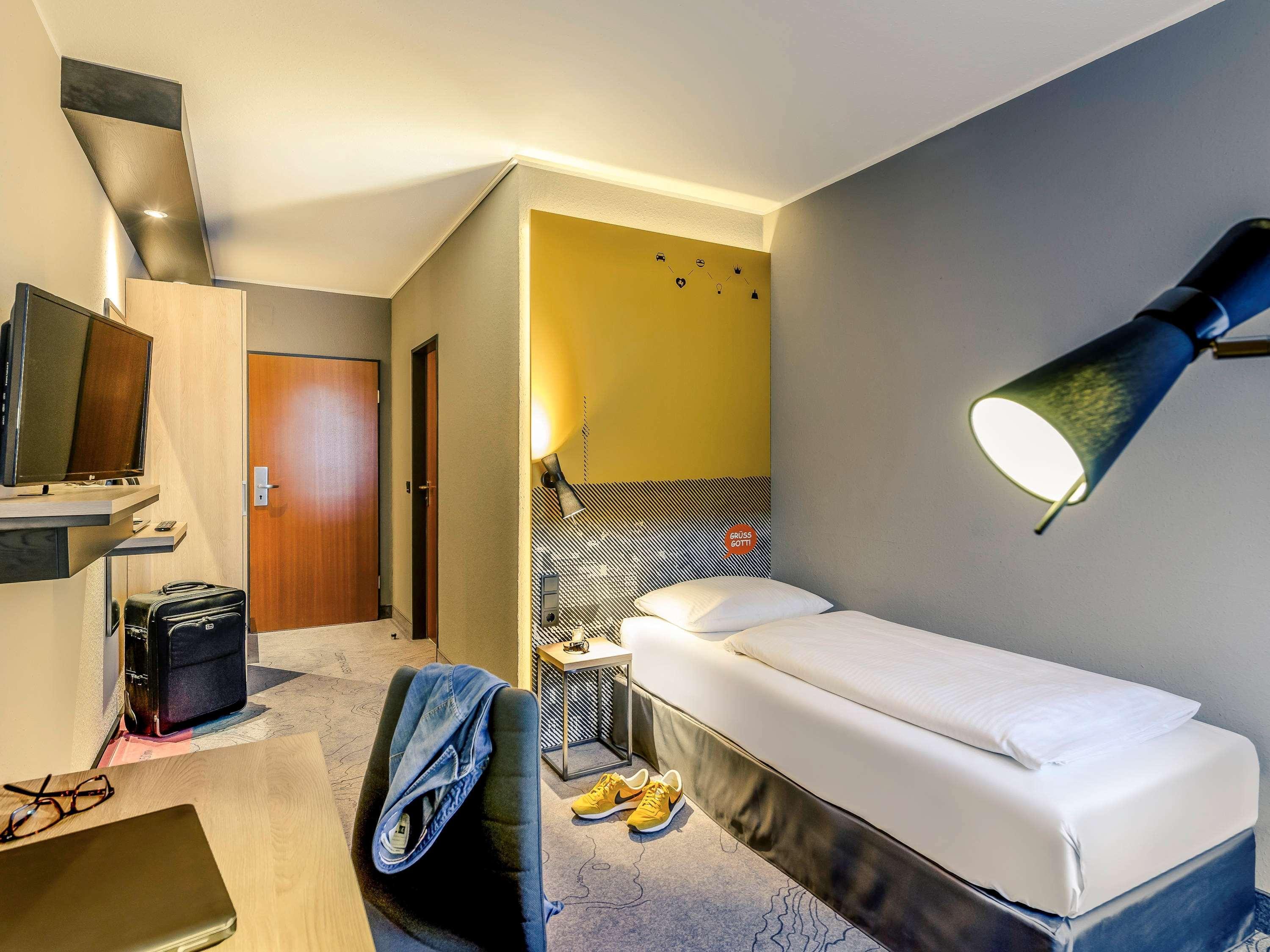 Mercure Stuttgart Zuffenhausen Exterior photo
