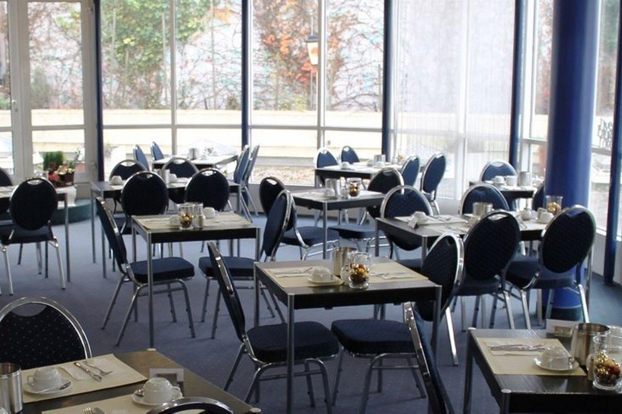 Mercure Stuttgart Zuffenhausen Exterior photo